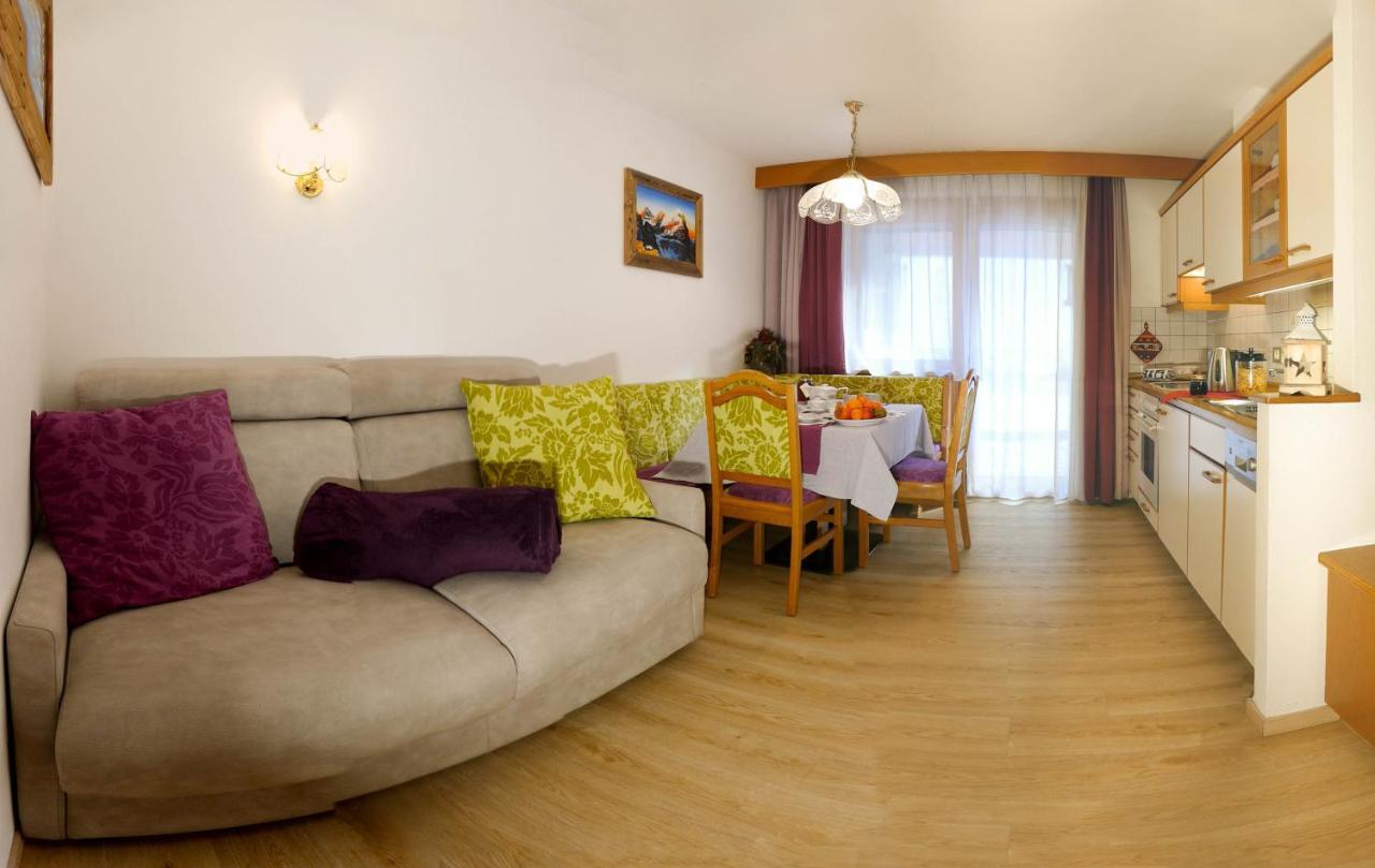 Villa Artic Apartments Кампителло-ди-Фасса Экстерьер фото