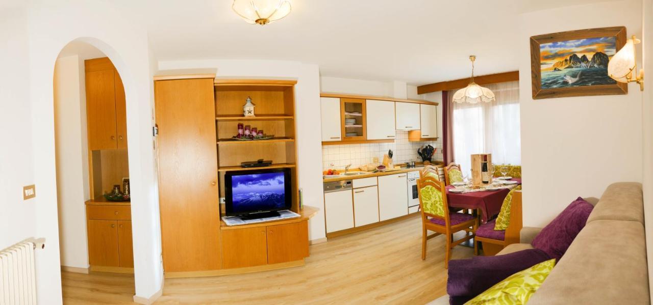 Villa Artic Apartments Кампителло-ди-Фасса Экстерьер фото